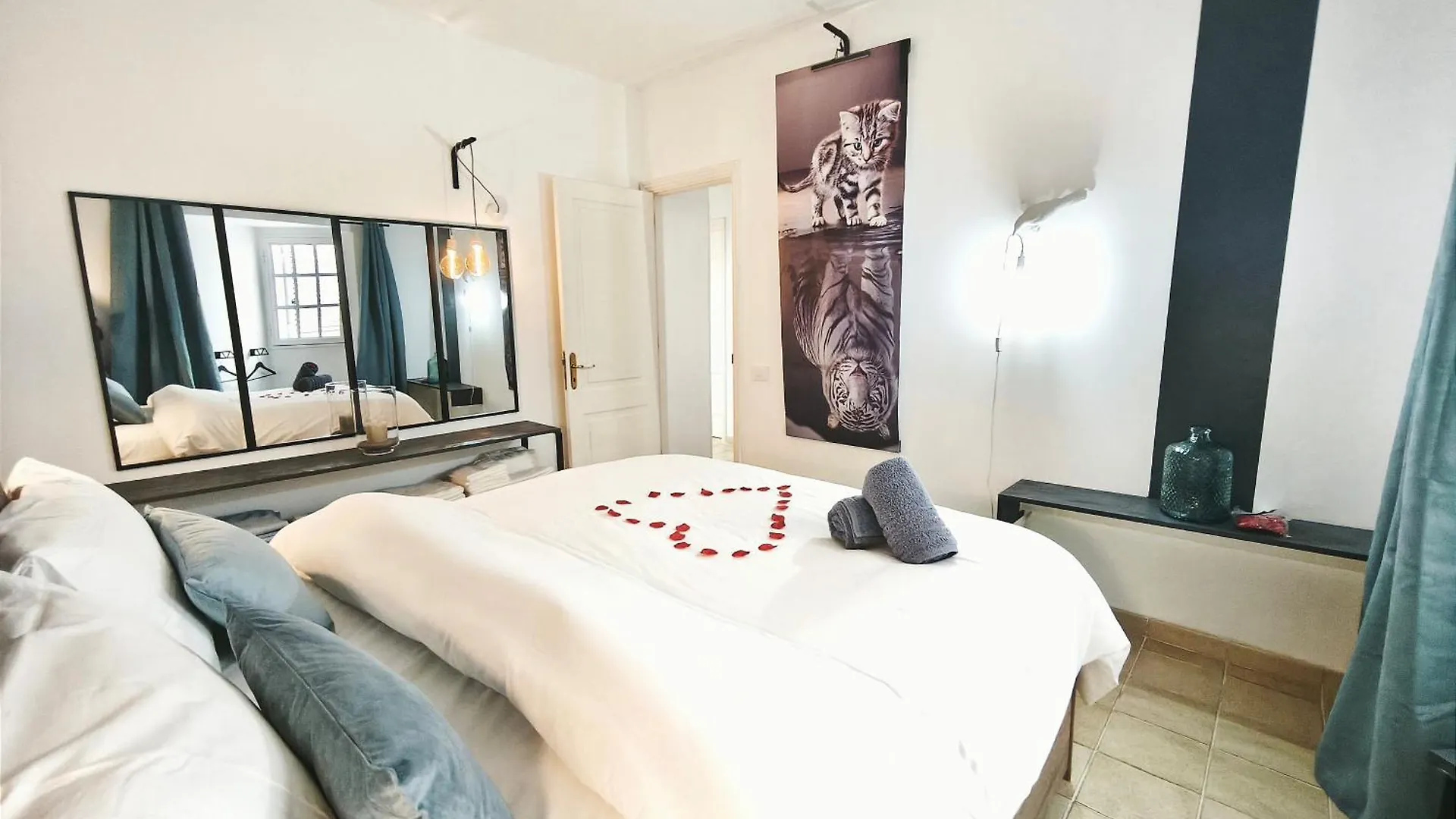 Rooftop Bungalow Pamro - Private Jacuzzi - Fitness Area - Free Wifi - Air Conditioner - Pool - Modern & Comfortable - Sunnygolf Maspalomas  0*, Maspalomas (Gran Canaria)