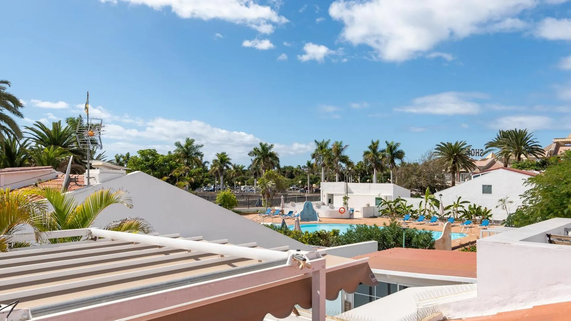 Holiday home Rooftop Bungalow Pamro - Private Jacuzzi - Fitness Area - Free Wifi - Air Conditioner - Pool - Modern & Comfortable - Sunnygolf Maspalomas