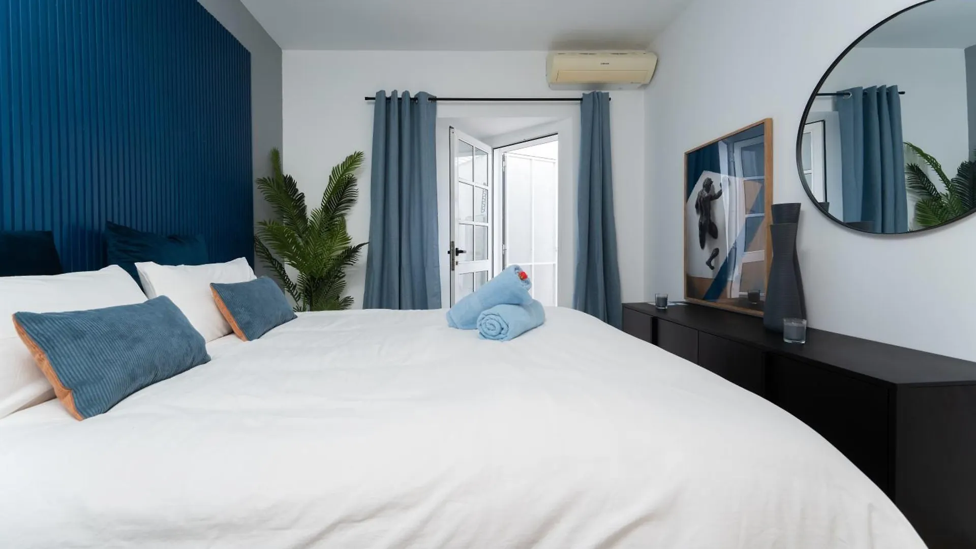 Rooftop Bungalow Pamro - Private Jacuzzi - Fitness Area - Free Wifi - Air Conditioner - Pool - Modern & Comfortable - Sunnygolf Maspalomas  0*, Maspalomas (Gran Canaria)